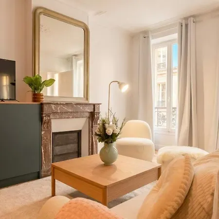 Spacious 2br Luxembourg Garden *