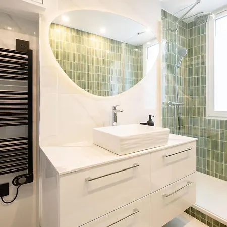 Spacious 2br Luxembourg Garden *