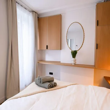 Spacious 2br Luxembourg Garden Paris